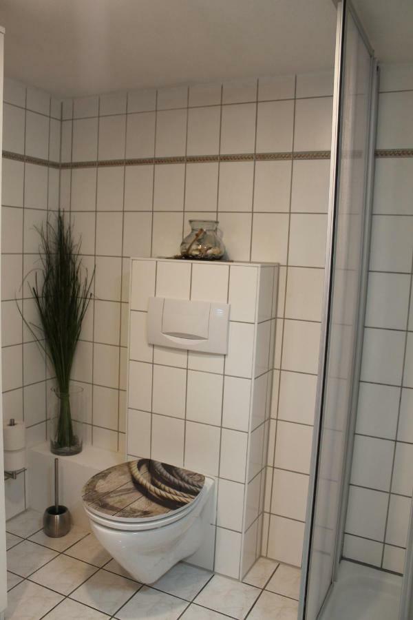 Lutzi'S Ferienwohnung Rostock Luaran gambar
